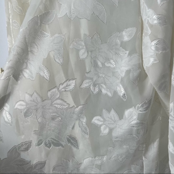 5/$25 Vintage Melissa Robyn Ivory Lace floral Button Up Blouse - Picture 5 of 6